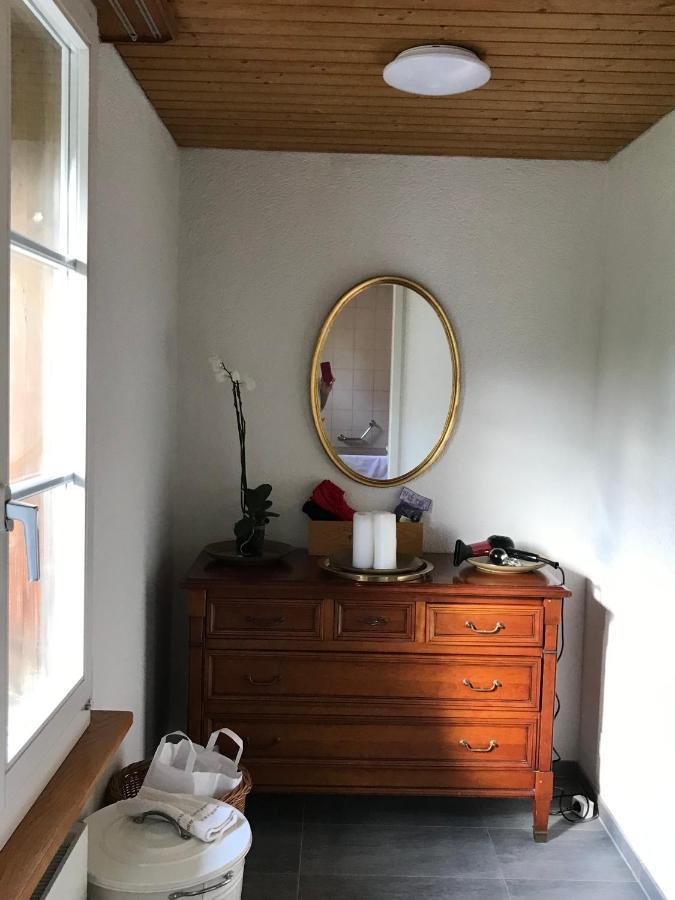 Simple Flat 72 M2 In The Centre Of Burgdorf With Private Parking Apartment Exterior photo